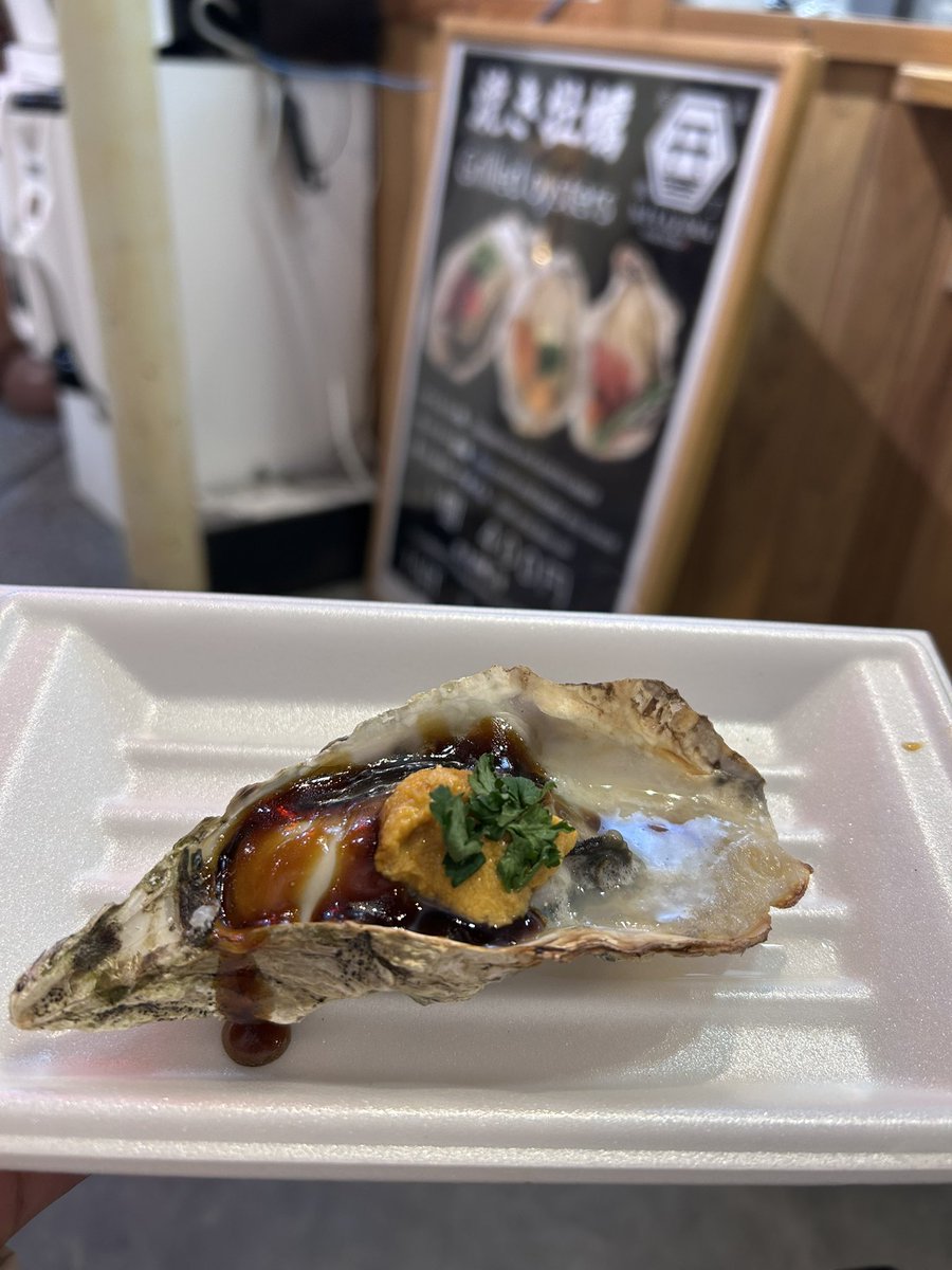 I9pPh's tweet photo. 今日で牡蠣10個は食べた幸せ🦪 https://t.co/rtf4SMQheb