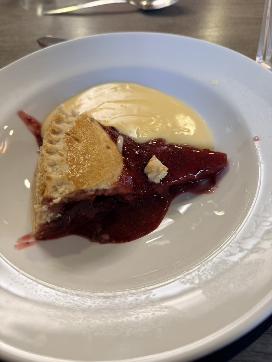 Ashley Hides tweet media