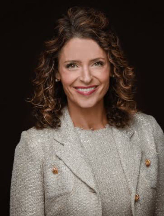 EricLDaugh's tweet image. 🚨 IT’S OFFICIAL: President Trump is PRIMARY challenging Sen. Bill Cassidy in Louisiana, endorsing Julia Letlow for 2026

This is huge! MAGA pickup! 🇺🇸 

“Highly Respected America First Congresswoman, Julia Letlow, of the wonderful State of Louisiana, is a Great Star, has been…