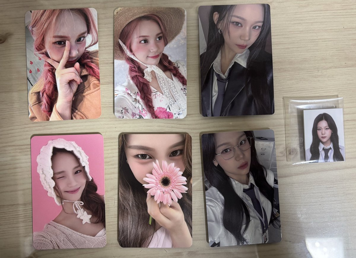 _winterjun's tweet image. 비비지신지엄지포카양도합니다.
하자인증 및 가격문의는 디엠이나 오픈채팅으로 주세요!
겨울이네
open.kakao.com/o/sW4p9aai

비비지은하신비엄지여자친구콘서트md위쥬키링포토카드시그3기공식키트