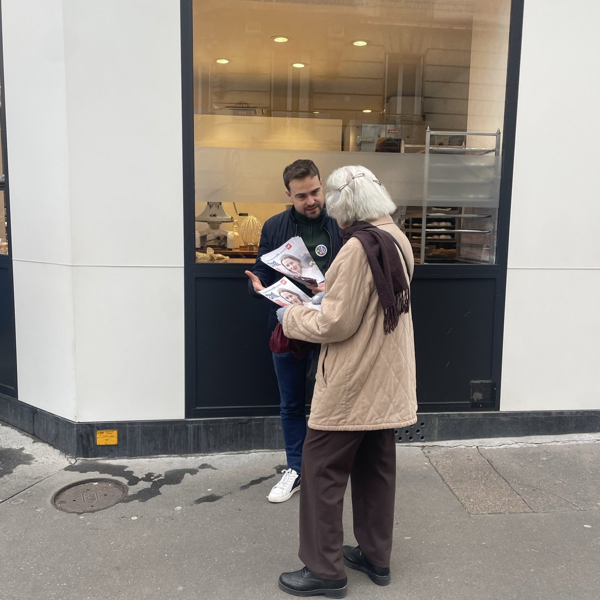 🏃‍♀️Les 10 km de la mobilisation avec <a href="/maudgatel/">Maud Gatel</a> ce matin rue Daguerre🏃‍♂️

Dans les starting-blocks pour donner un nouveau souffle à #Paris14 jusqu’à la ligne d’arrivée les 15 et 22 mars🗳️