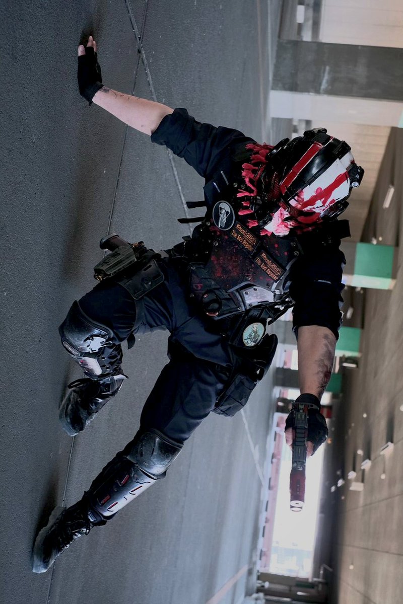 #ハンドガンは構えるだけでかっこいい