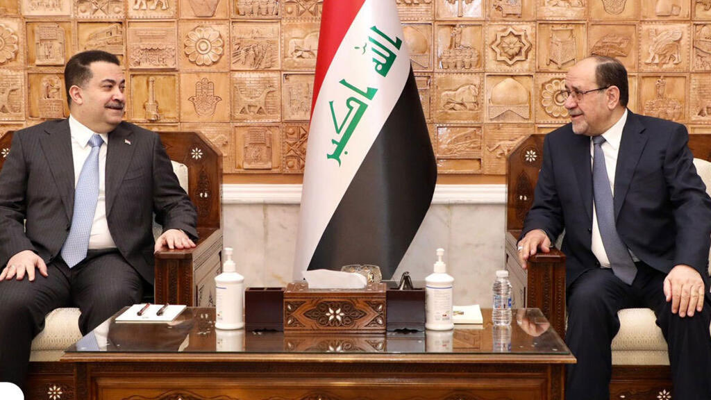 AALJubouri1's tweet photo. التصدي لمسؤولية رئيس الوزراء هو واجب وامانة وتكليف.
ولإنجاح هذه المهمة في قيادة البلد لابد من كتلة نيابية كبيرة وموحدة تِسند رئيس الحكومة.
وحسناً فعل السيد #السوداني بتحالفه الوثيق مع السيد #المالكي لاكمال الاستحقاقات الدستورية وبدعم كل الشركاء في الوطن.
وسعيداً من تكفىٰ بأخيه. https://t.co/5em2fEGBDc