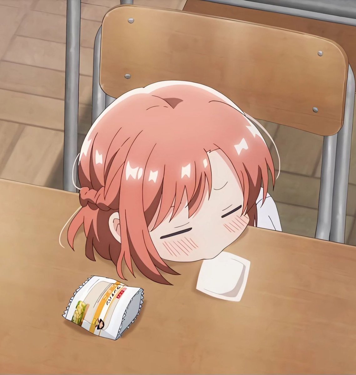 Redcellspy's tweet image. 新しいペンケースを680円で購入
仕事道具を整理するのに便利 🤓