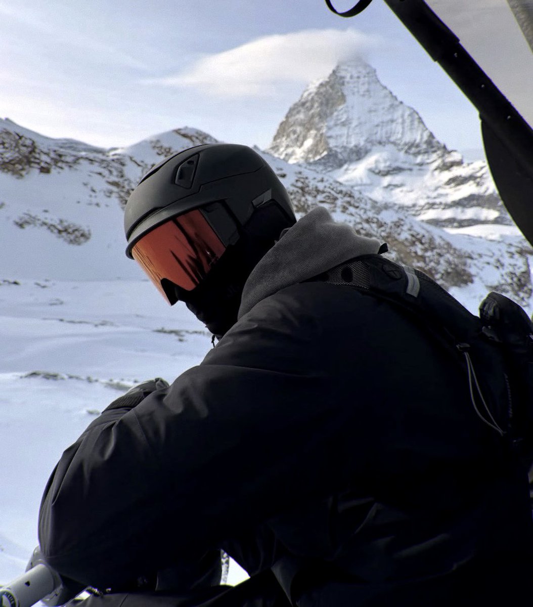 sinoescntig's tweet image. tell me how i suck again my memory is hazy