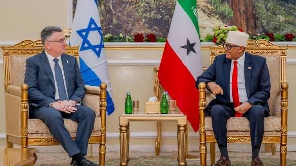 RabbiHirsch's tweet image. BREAKING NEWS  
January 18, 2026 – Tel Aviv / Jerusalem

President Irro, Republic of #Somaliland, has just landed in #Israel in a historic visit aimed at formally signing his country into the expanded Abraham Accords, multiple verified Israeli and international sources confirm.…