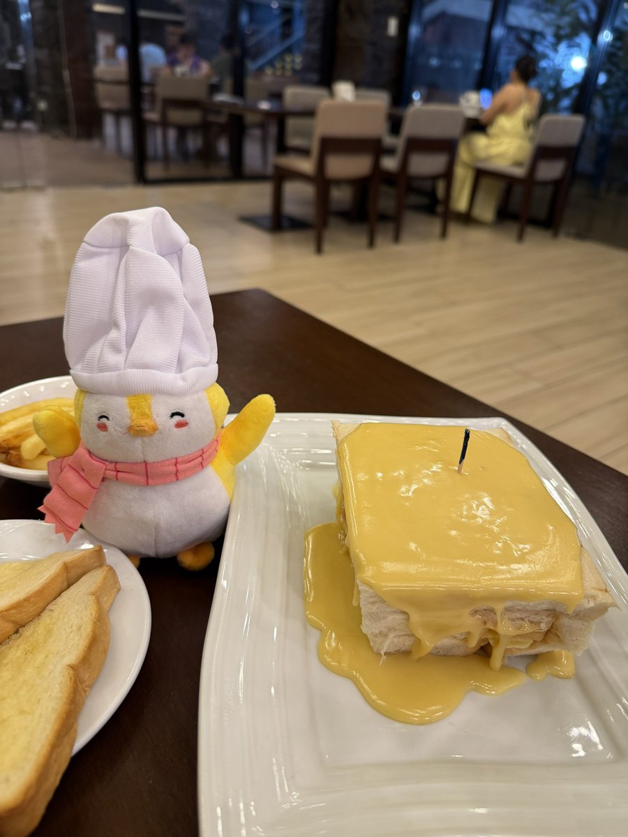 HungryPudgy tweet media