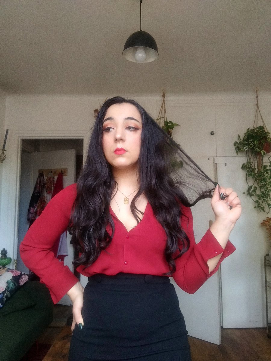 Le labo de la sorcière tweet media