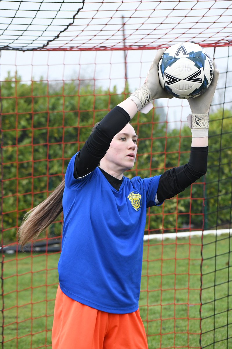 Warm ups done💪 

📸: <a href="/KeiraThurston/">Keira Thurston Photography</a> 

#spaldingunitedwomen #spaldingunited #upthetulips #warmups