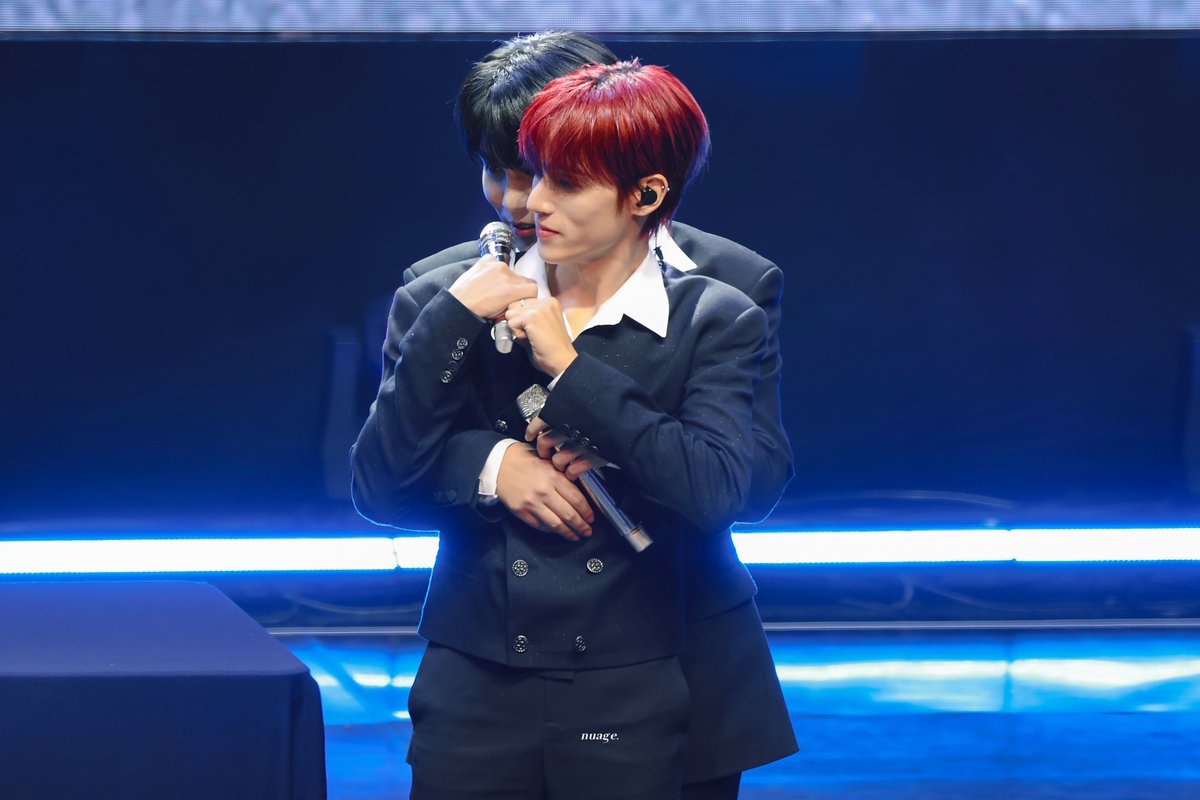 260117

우쫑 🐈‍⬛🧸

#에이티즈 #우영 #종호 #ウヨン #ジョンホ 
#ATEEZ #WOOYOUNG #JONGHO