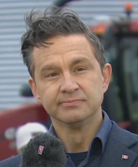 JigglyPants44's tweet image. I’m sure glad we elected Carney. Could you imagine the guy who plays an economist on Twitter navigating this mess?