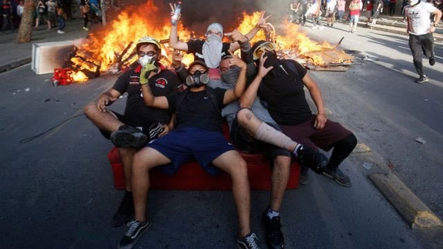 rarredondoz's tweet photo. @latercera Estimado señor Matamala, soy un hombre que toda la vida e trabajado y evito meterme en polémicas con gente como ud que se creen moral e intelectualmente superiores, pero esta gente que le dejo acá nunca me represento en mi sentir. Sus columnas Politizadas para ud. https://t.co/c3NKiahYNT
