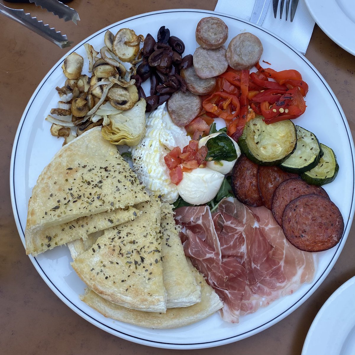 p_terg's tweet image. #LaterGram #NotFacebook #CarltonCalling