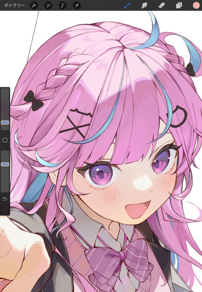 colld004's tweet image. カフェで400円のコーヒー飲みながら読書中 🦅