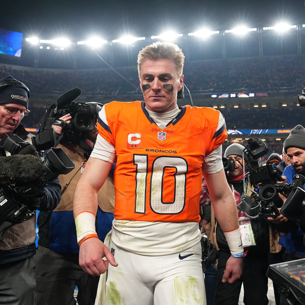 KelbermanNFL's tweet image. Bo Nix's injury sucks for the Denver Broncos.

It sucks for Broncos fans.

It sucks for the NFL.

But it sucks most for Bo Nix, who worked his entire life for this moment -- guiding his team to the doorstep of the Super Bowl. Only for a freak occurrence to derail those dreams in…