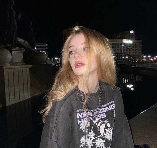 Sublime22's tweet image. 明日のプレゼン準備全然できてない 🎅