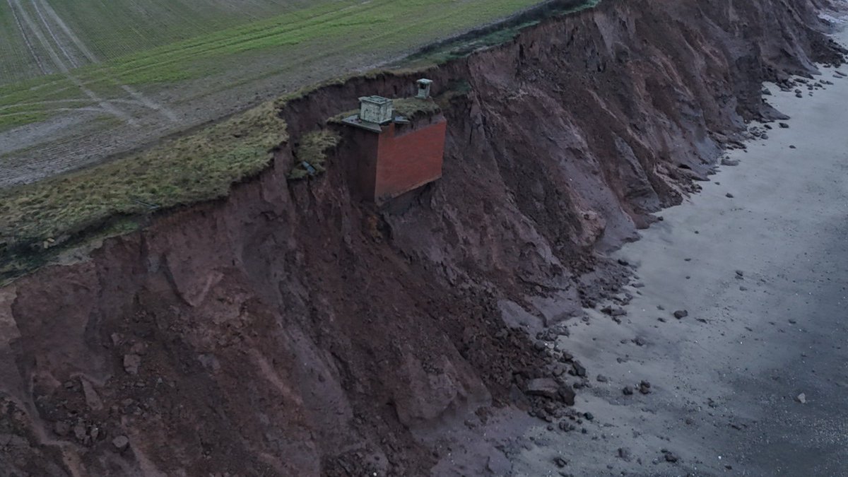 chrisinthewilde's tweet photo. The old nuclear monitoring post located in Tunstall, East Yorkshire. It can only be a number of days from its fate of falling into the North Sea.

Built in the 1950s, The brick structure was around 100 yards inland from the shoreline. A clear sign of the costal erosion we face. https://t.co/MG6hZ0CDUC