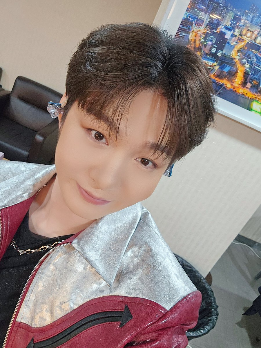 LeeCS_Official's tweet image. 