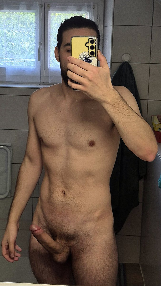 Hey les BG ! 😈 Mon OF à -25% en ce moment 🔥🔥 Seulement 4.50$ !
Abonne-toi ou RT pour montrer ton soutien 😜🙏 Ça fait plaisir! 
~~
Hey hotties! 😈 OF is 25% off right now 🔥🔥 Only $4.50!
Subscribe or at least RT to show some love 😜🙏 Much appreciated!