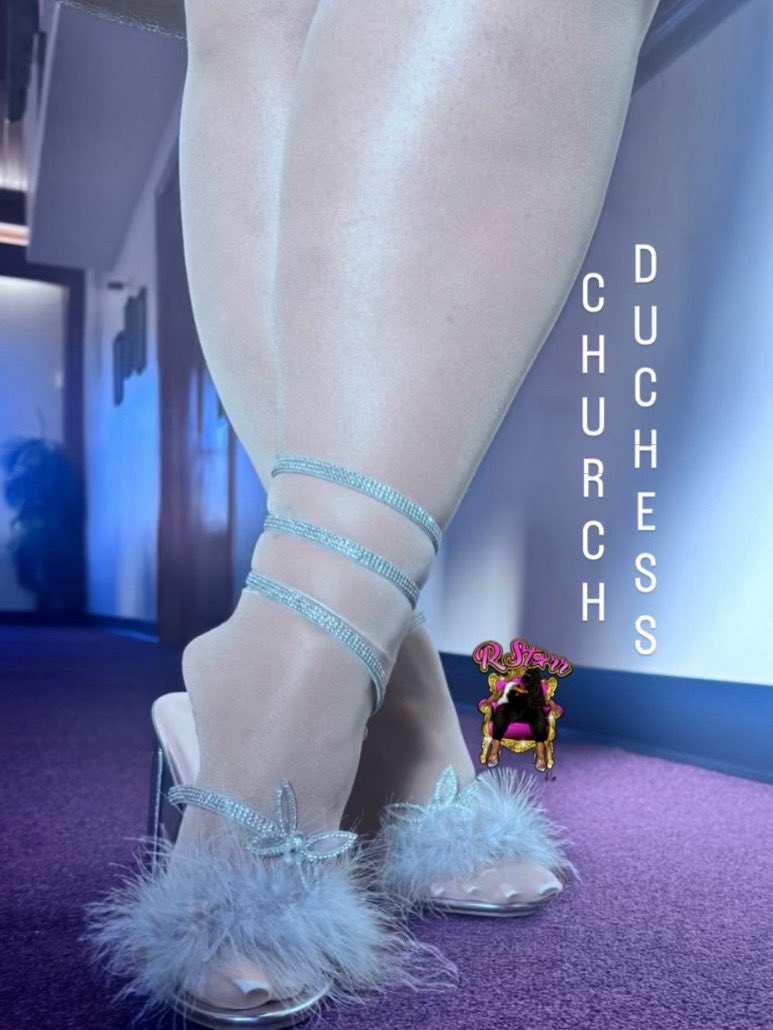 Get in position and taste those toes.