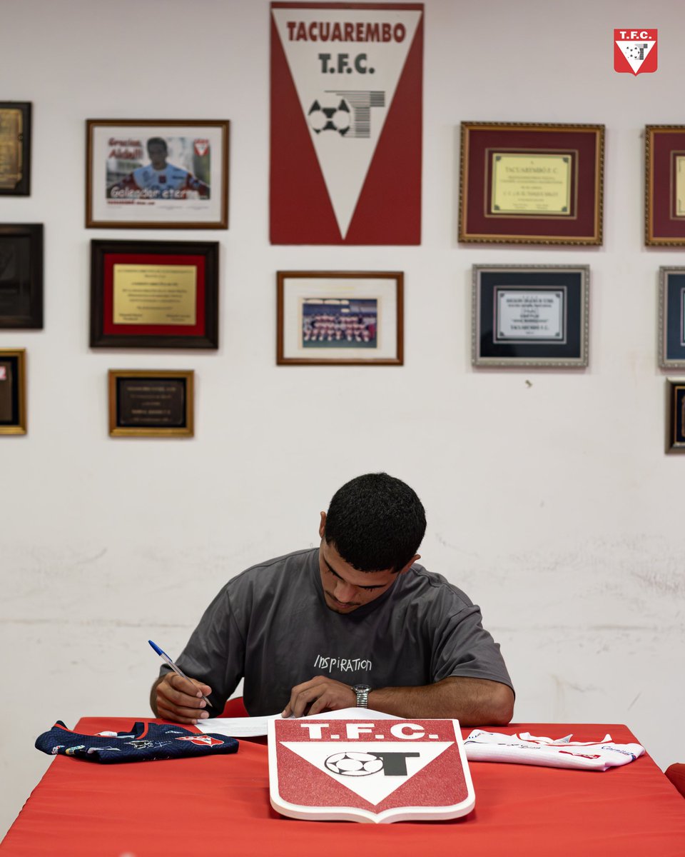 ✔️ BIENVENIDO

Sebastián Píriz es nueva incorporación de cara a la temporada 2026. 

❤️🤍 ¡Tus éxitos serán los nuestros, Seba!