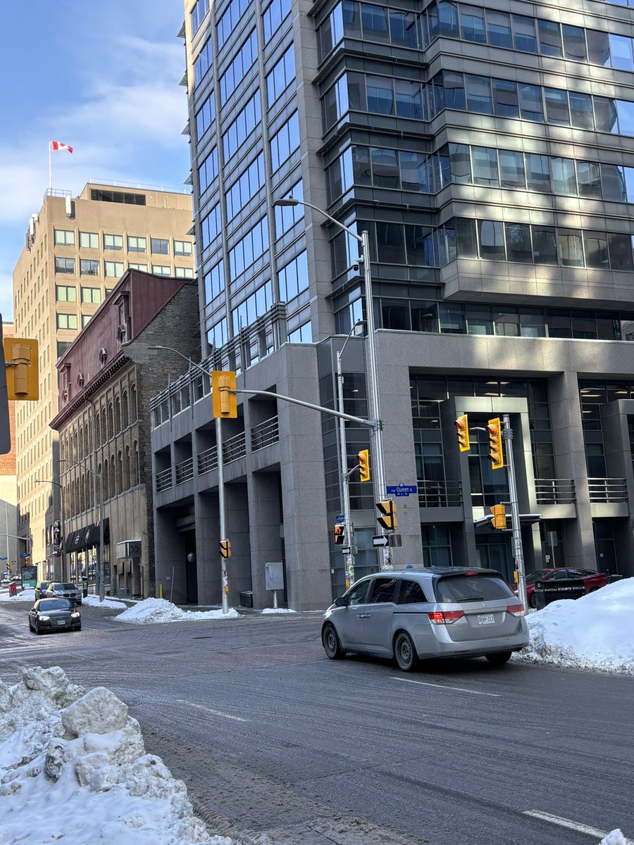 Fleetwood Walking Guy tweet media