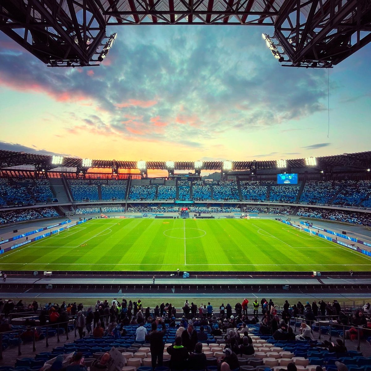 Paul Mooney tweet media