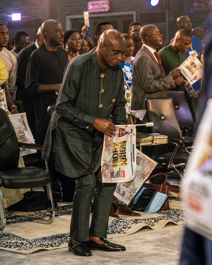 RealDearson's tweet image. We have handed over Glory Reign 2026 to God and He has stepped in. Hallelujah.

19th to 23rd January @smhosglobal

#SMHOS
#GR26
#GR2026