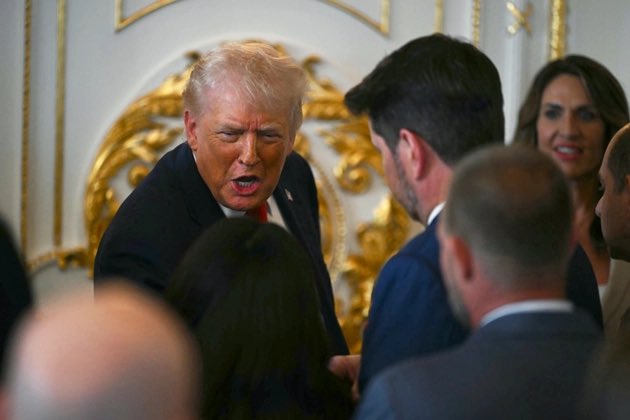 coinacademy_fr's tweet photo. 🚨 L’Union européenne prépare des droits de douane à hauteur de 93 milliards d’euros en réponse aux menaces de Trump liées au Groenland. https://t.co/Ln8eyyVj8y