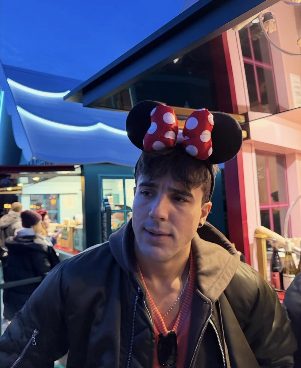 Esto debería ser contenido prime, chicos 🎀🌹
#AnaMena #ÓscarCasas #pareja