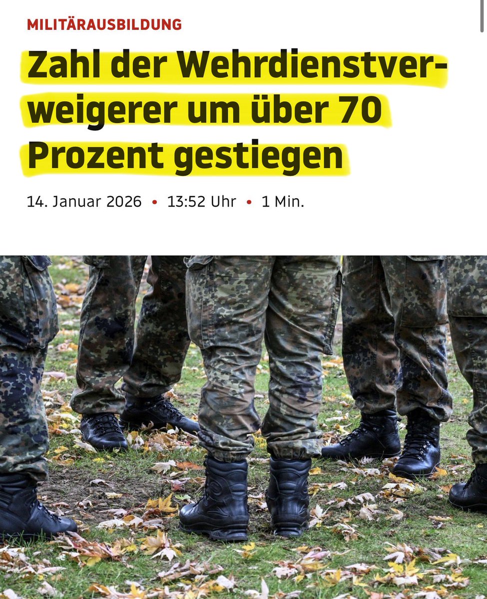 LACHNUMMER❗️

Mehrheit der Deutschen will GRÖNLAND verteidigen:

🟢 Grüne: 75 %
⚫️ UNION: 71 % 
🟣 Linke: 71 %
🔴 SPD: 68 %
🔵 AfD: 37 %

Aber nur 16% wollen Deutschland „auf jeden Fall“ verteidigen und KAUM EINER will noch zur BUNDESWEHR❗️

😂😂😂