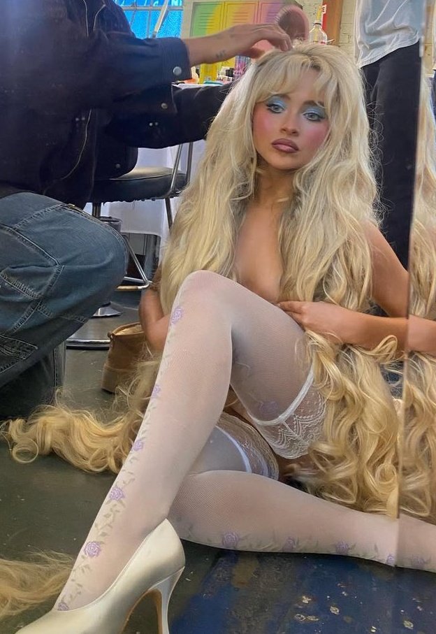 brinajpg's tweet image. GETTING READY                    TO MAKE HISTORY