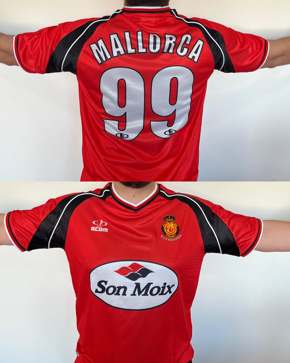 RCDMFIRM's tweet image. ❤️🖤CAMISETA RETRO 99🖤❤️

⌛Año 1999...
🔥Primera equipación en Son Moix🔥

✅Ya disponible en Tienda Online!
👉rcdmfirm.company.site

#rcdm #realmallorca #rcdmallorca #mallorca #sonmoix #1999