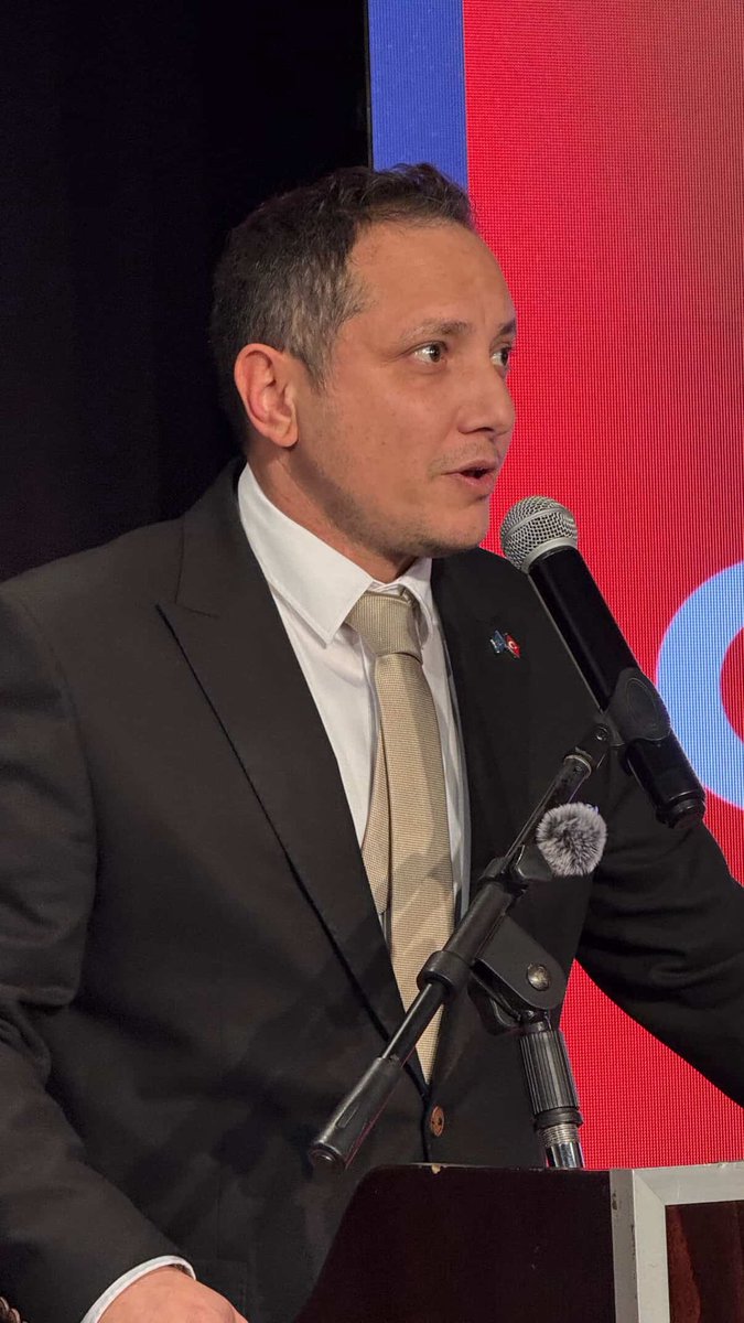 Genel Başkanımız Sayın Yavuz Ağıralioğlu’nun teşrifleriyle Staj ve Çıraklık Mağdurları programına katıldık.
Yıllarca emek verip sigorta başlangıçları sayılmayan vatandaşlarımızın haklı taleplerini dinledik.

Anahtar Parti İstanbul teşkilatı olarak; staj ve çıraklık sürelerinin