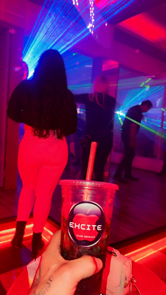 Alex&Jey tweet media