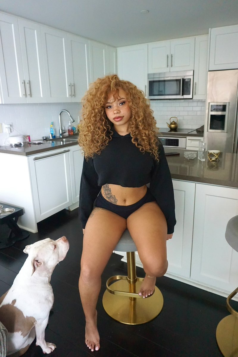 __Mayaa_'s tweet image. 