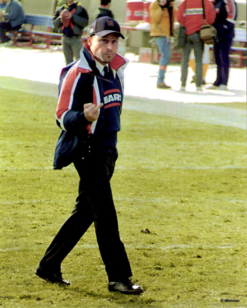 bearszn's tweet image. BEARS PLAYOFF MOOD 😤