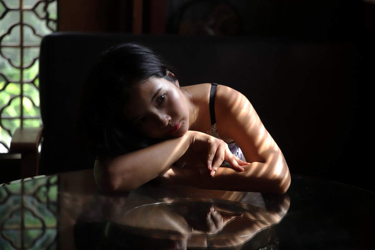 「カメ教！」カメラの教室 ( <a href="/CameraClassroom/">ポートレート講座開催数「日本一」📷️「カメ教！」カメラの教室</a> )

講　師：見崎豪 ( <a href="/SUGURU_MISAKI/">見崎豪＠日本一ポートレート講座開催数</a> )
モデル：あずりな さん ( <a href="/azurina_cc/">あずりな</a> )

#カメラの教室
#あずりな
#見崎豪
#自然光あふれるスタジオできれいに撮る秘訣〈古民家編〉
#カメ教！
#ポートレート
#ファインダー越しの私の世界
#古民家