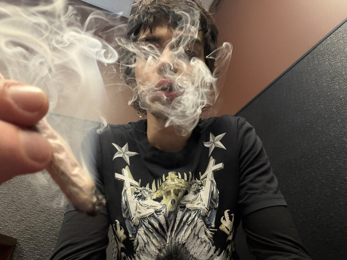 twentythree tweet media