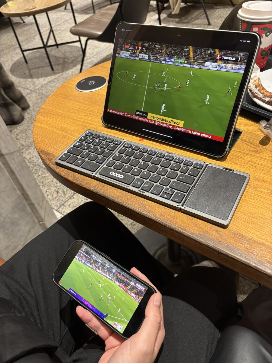 hakan fidanın kapısını açan adamın kapısını açan adam