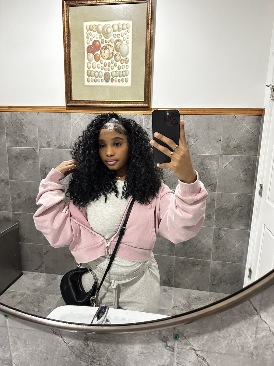 Tejhamoné tweet media