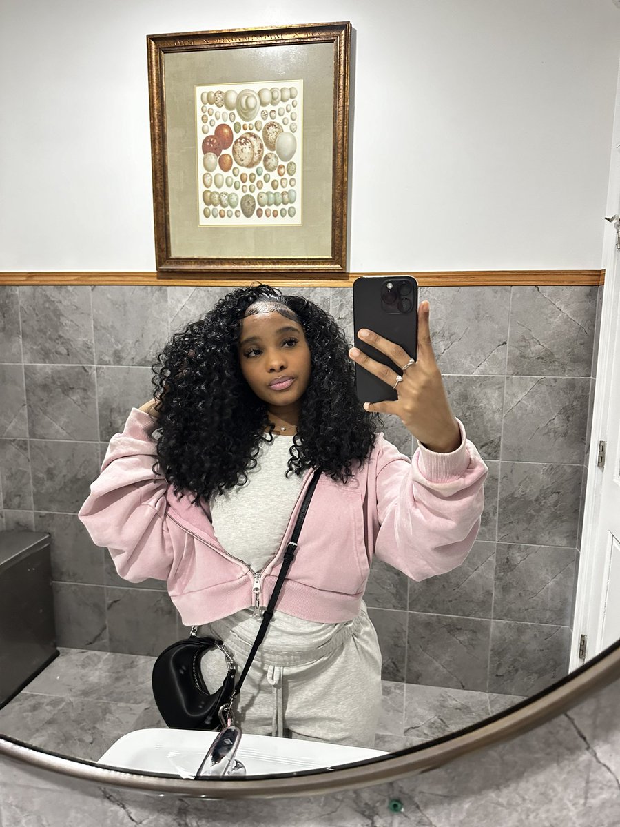 Tejhamoné tweet media