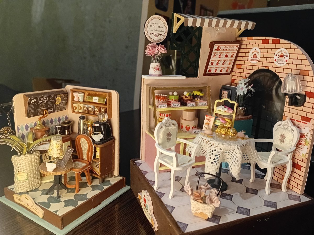 Кондитерская готова!
Хотя я не ожидала, что она окажется настолько крупнее кофейни 😭