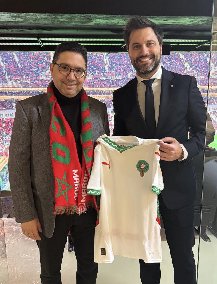🇲🇦 Au nom de l’amitié historique entre nos deux pays, soutien au #Maroc pour cette finale de la Coupe d’Afrique des Nations.
🙏 Merci à Monsieur Nasser Bourita, Ministre des Affaires étrangères, pour le superbe accueil et les échanges de grande qualité.
👊 Dima Maghrib !
#CAN