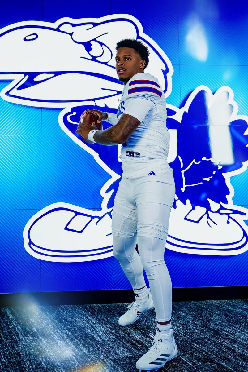 𝐂HASE JENKINS tweet media