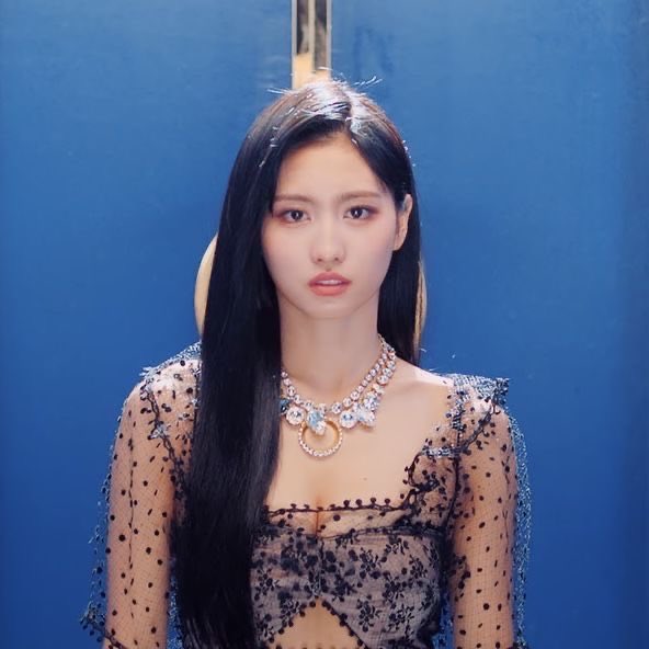 momopopbase's tweet image. GETTING READY           TO MAKE HISTORY