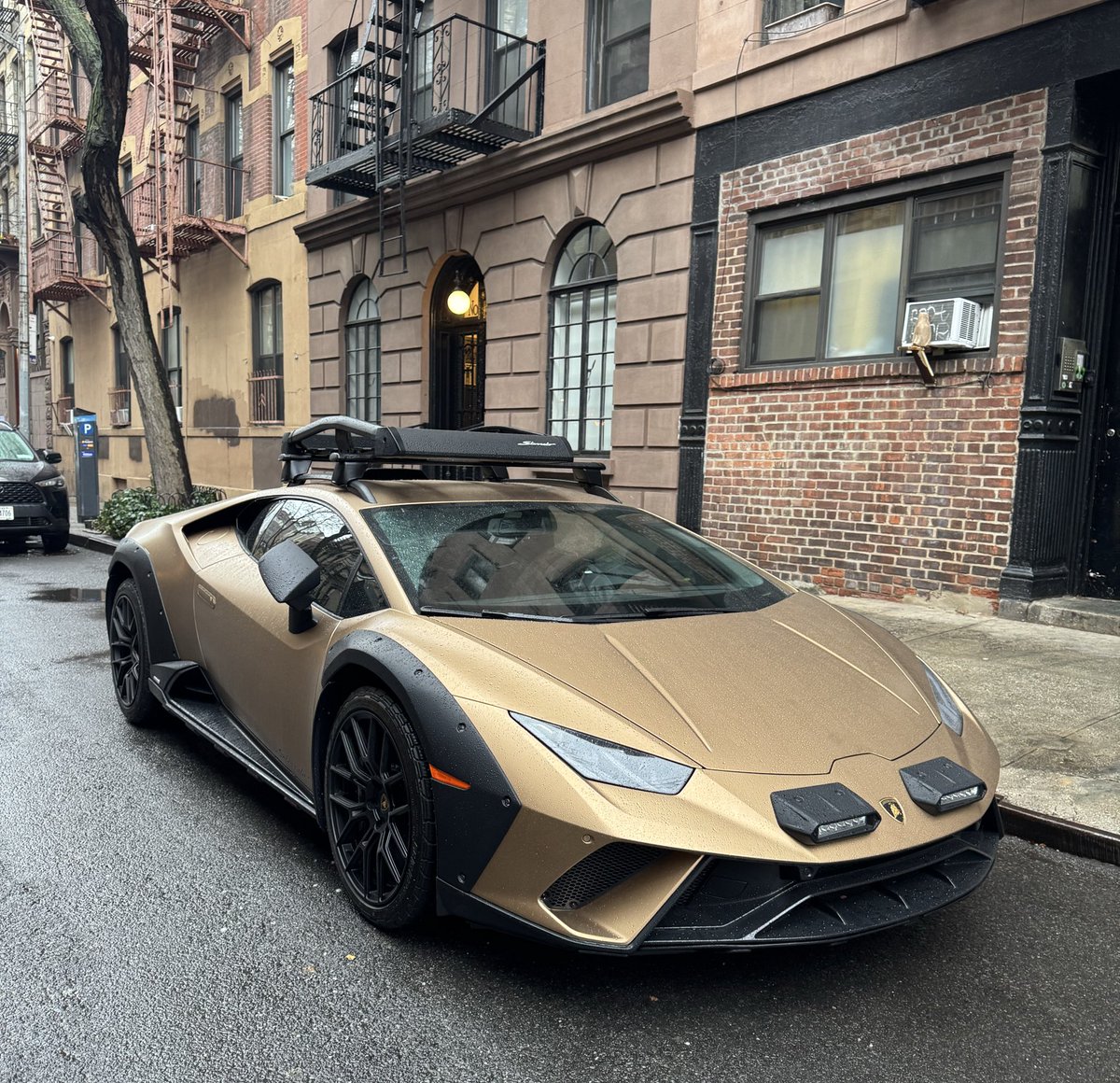 Ski rack Lambo posted on Barrow