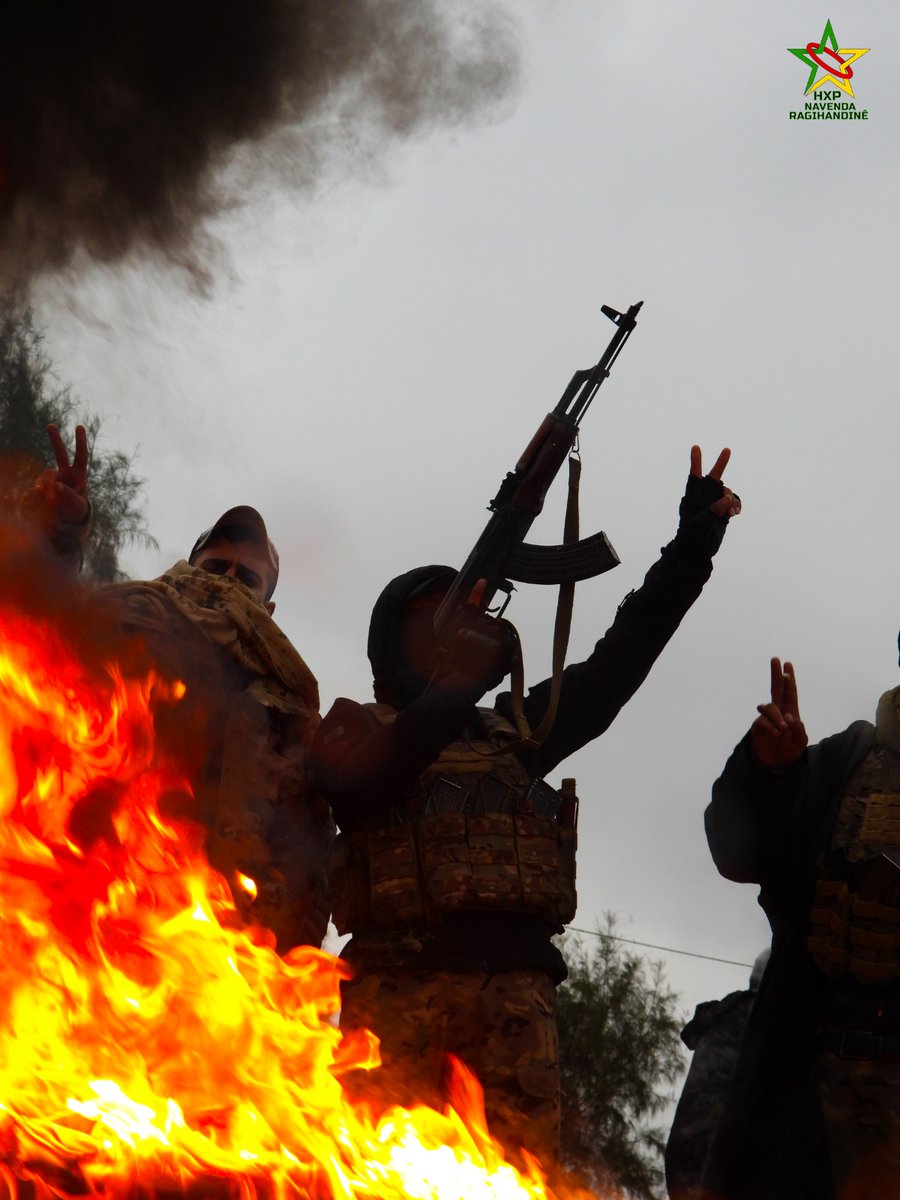 HxpRojava's tweet photo. ▪️Emê bi serkevin

#hxp #rojava #syria #qsd https://t.co/LLoHwFQCEG