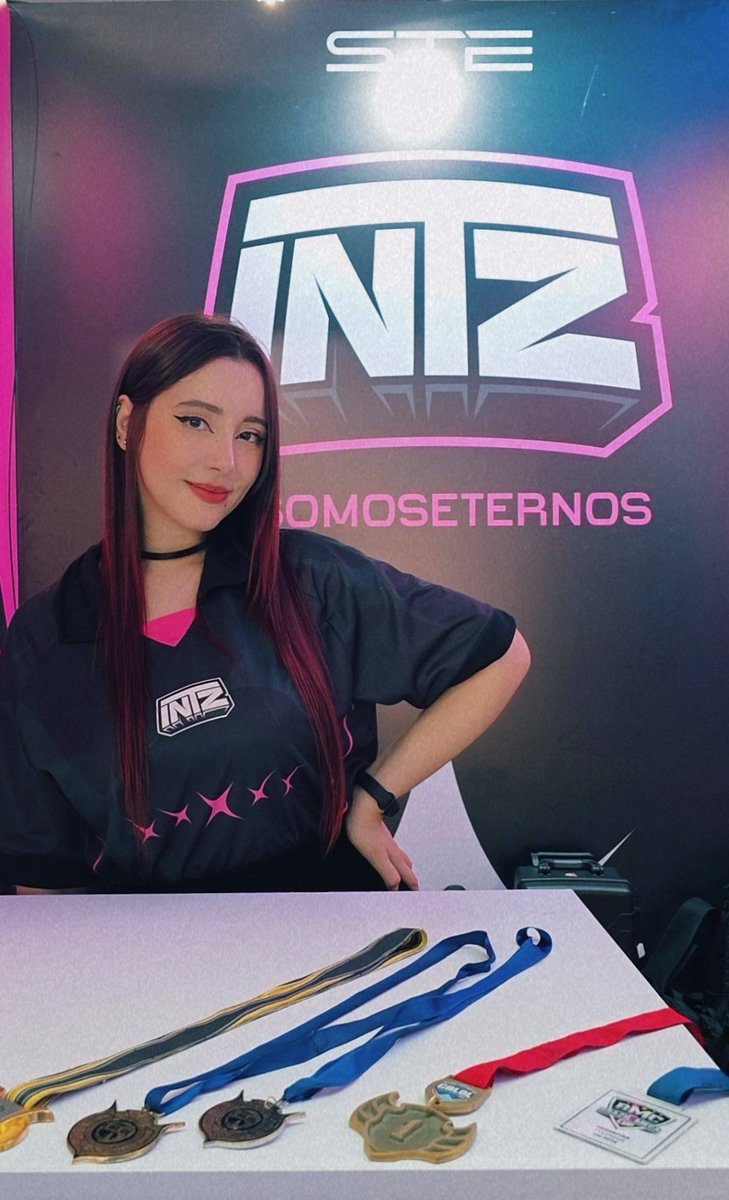 VanieBunny 🐰 tweet media