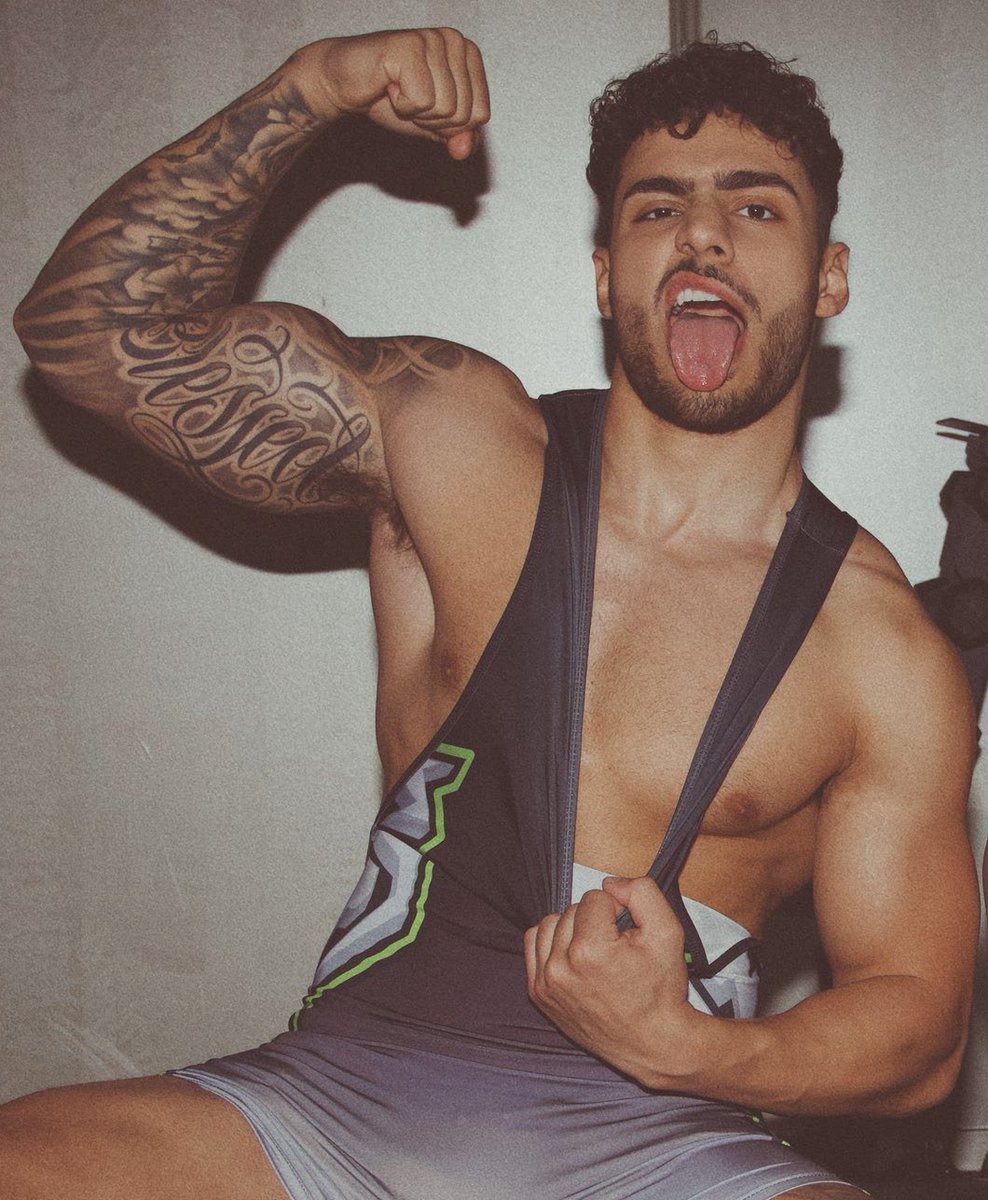 Best of Alexander Skarsgard tweet media